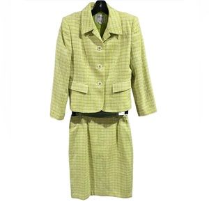 Vintage Green Tweed Suit Size 6